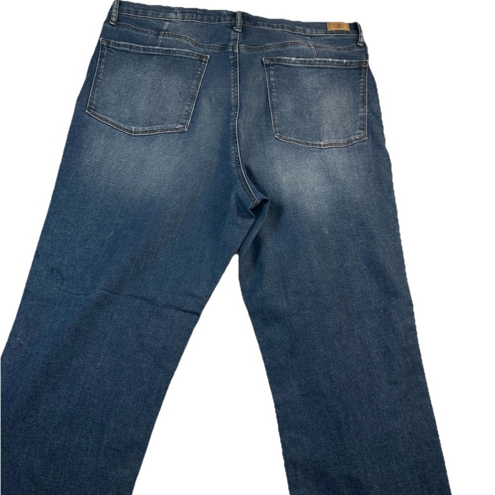 Sofia by Sofia Vergara High Rise Blue Jeans - Picture 5 of 10